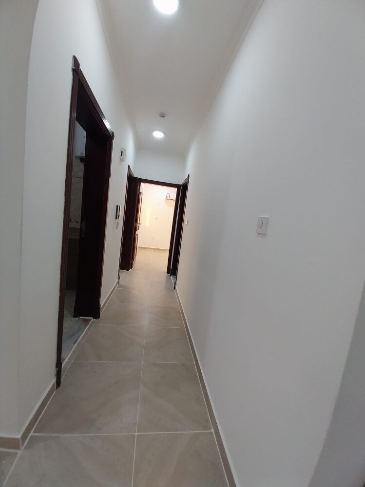 للبيع عماره بالمطار - 8