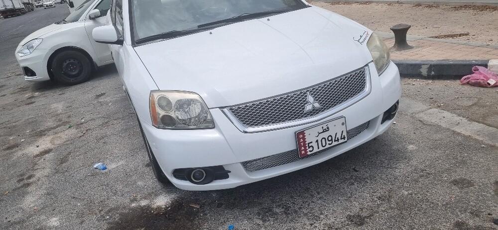 Galant 2013 MINT CONDITION - 1