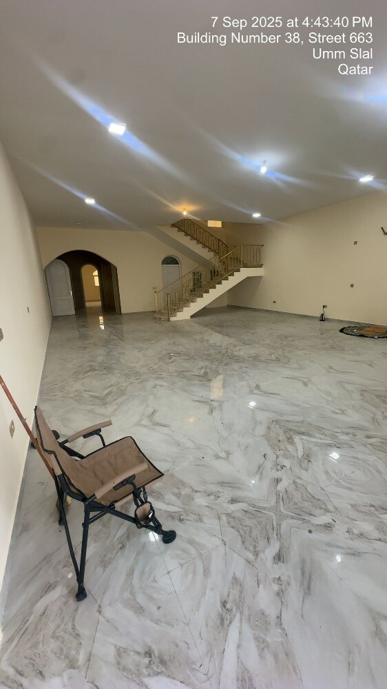 للبيع فيلا أمام مسجد مباشرة - 1