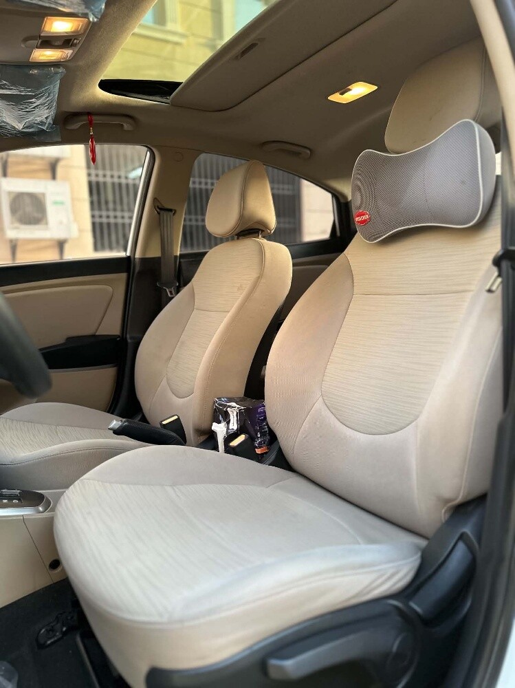 hyundai accent - 14