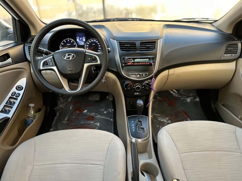 hyundai accent - 7