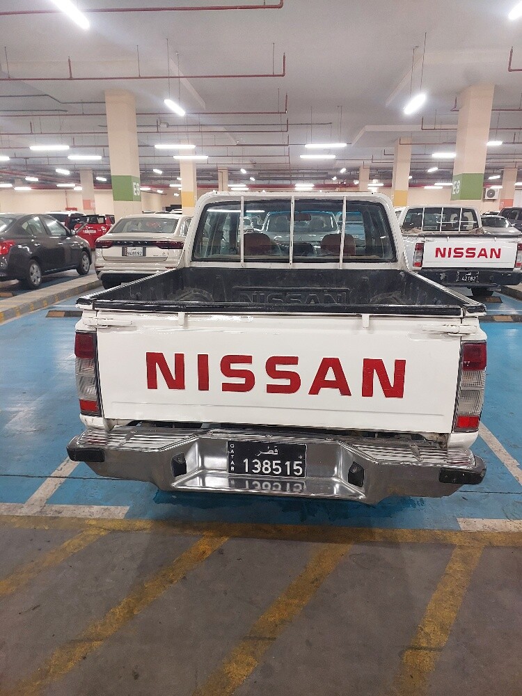 nissan pickup for sale: 70500492 - 2