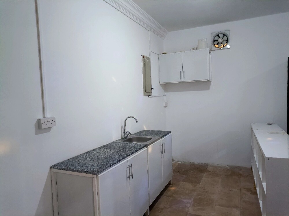 Apartment in Fereej Al Sudan, in a - 5