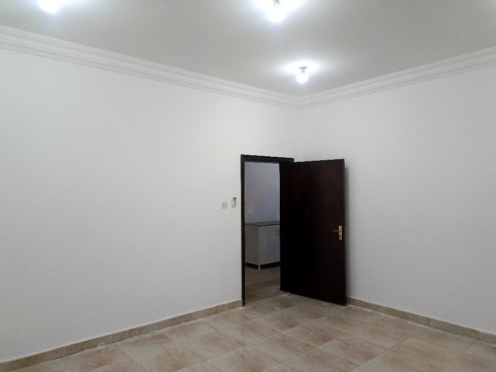 Apartment in Fereej Al Sudan, in a - 6