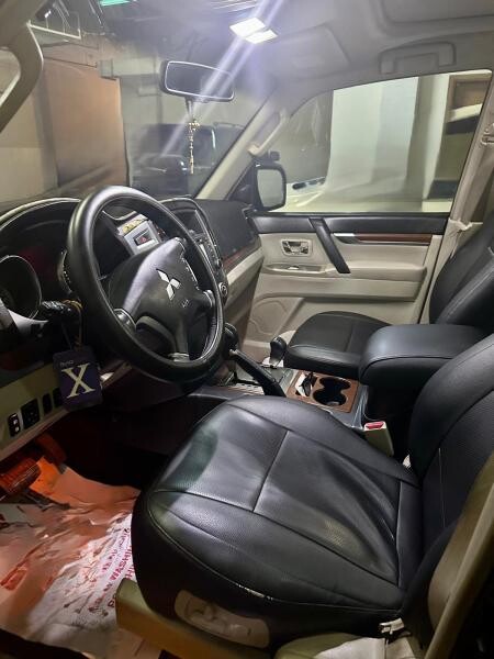 Pajero 2008 GLS Black Full Option - 7