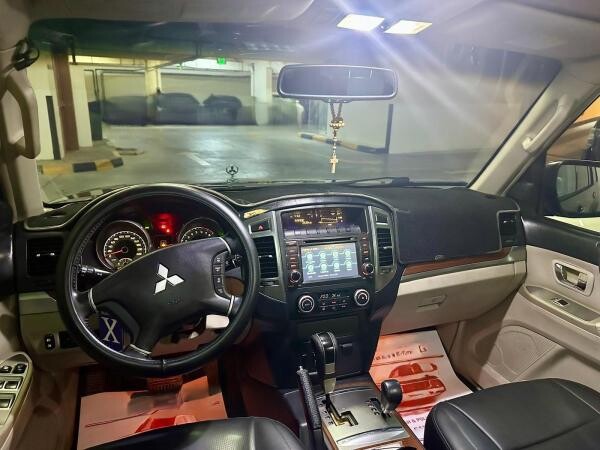 Pajero 2008 GLS Black Full Option - 10