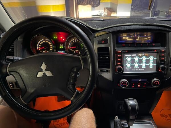Pajero 2008 GLS Black Full Option - 8