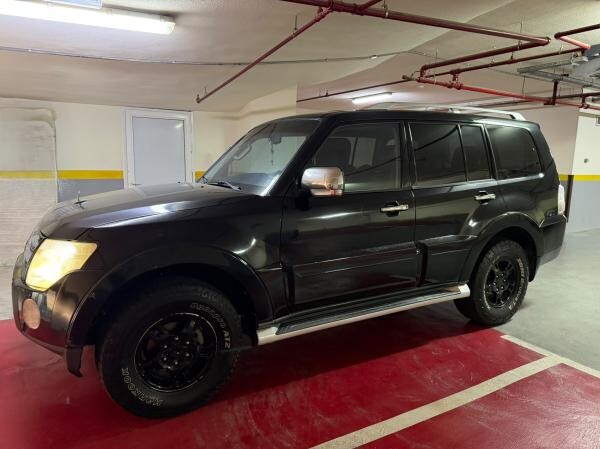 Pajero 2008 GLS Black Full Option - 5