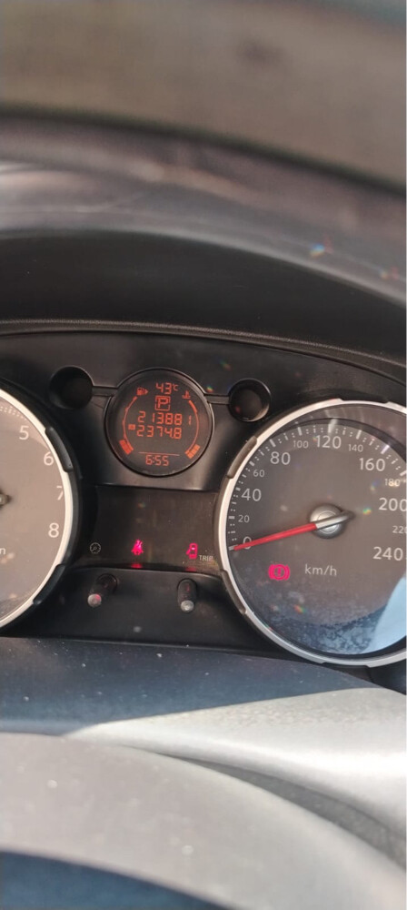Nissan Qashqai lady owner - 5