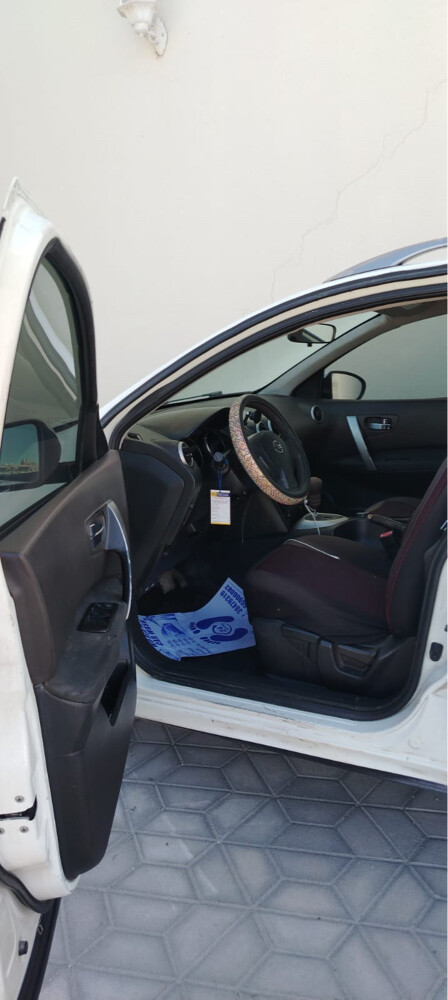 Nissan Qashqai lady owner - 9