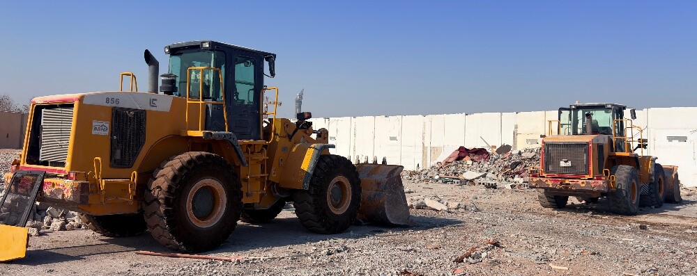 wheel loaders - 4