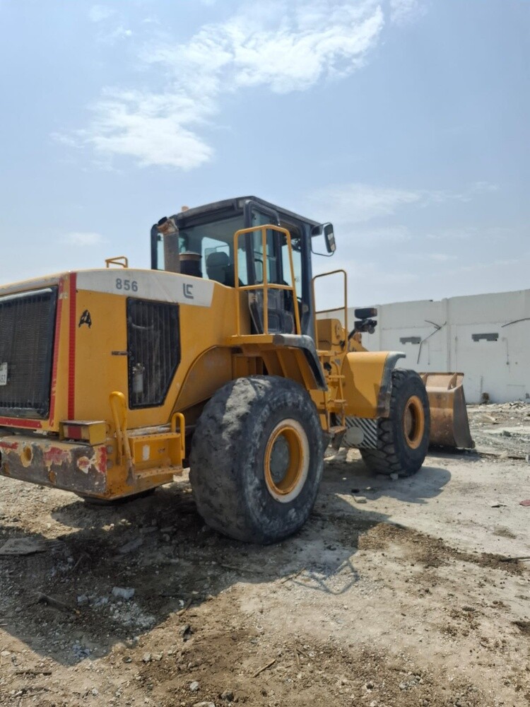 wheel loaders - 2
