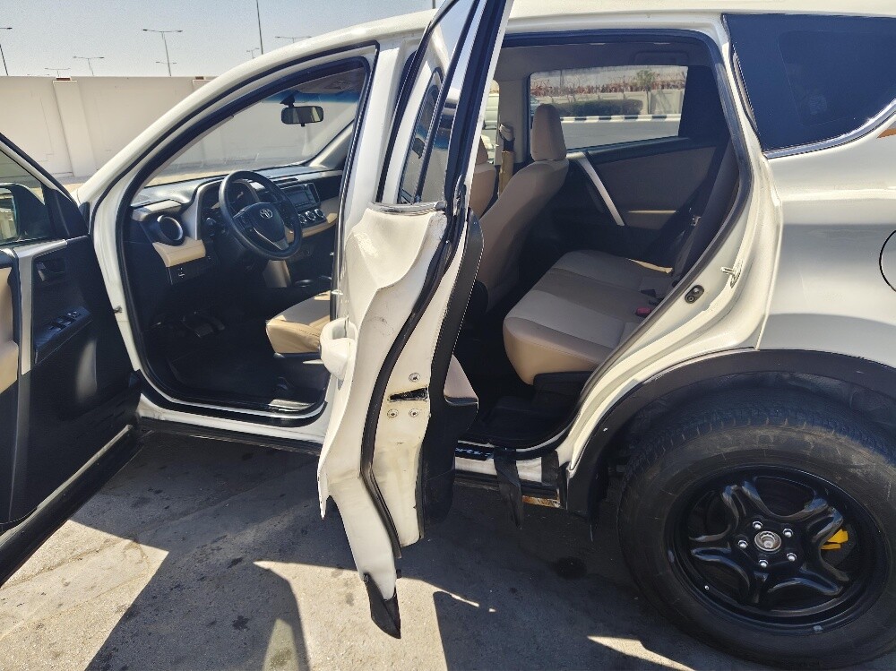 Toyota    RAV4     2015   sale - 11