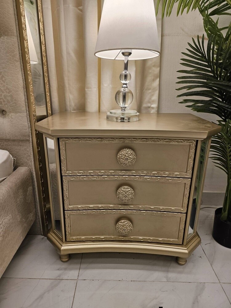 Midas Brand Bedroom Set Sell - 5