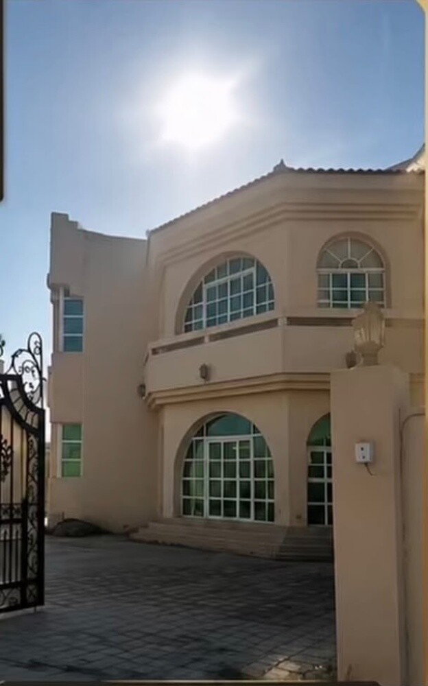 للبيع فيلا ممتازه بسعر الارض - 6