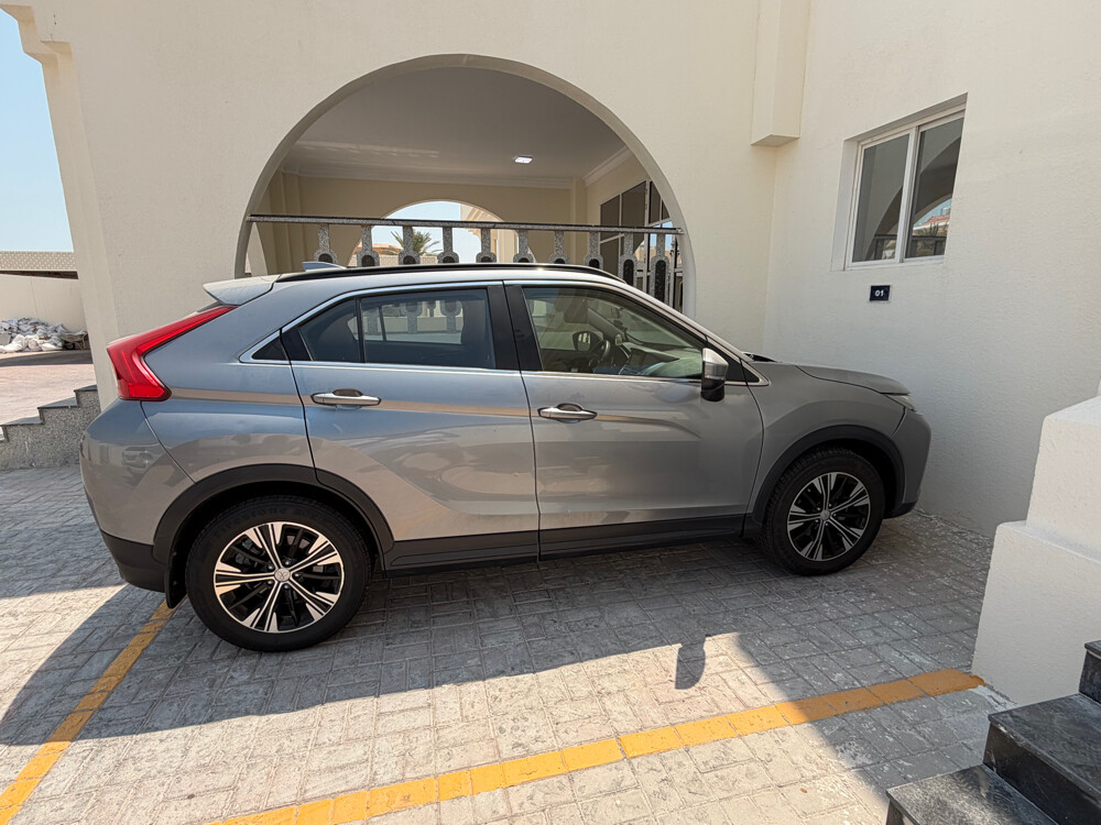 MITSUBISHI ECLIPSE CROSS 2020 - 3