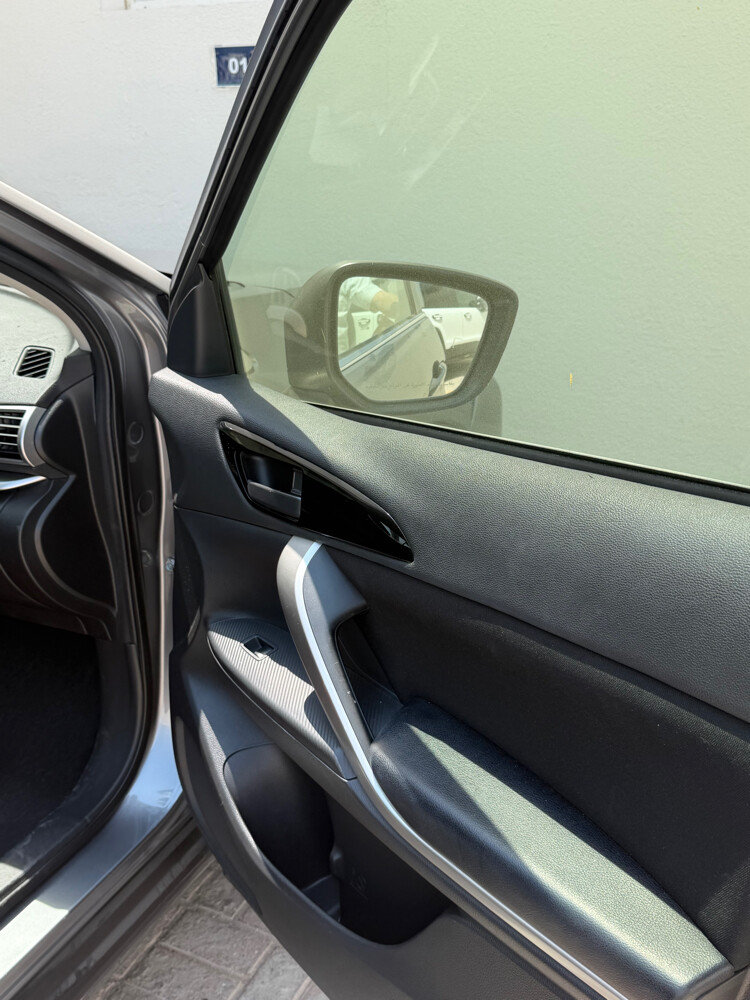 MITSUBISHI ECLIPSE CROSS 2020 - 4