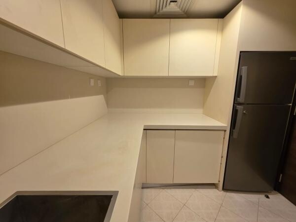 Spacious 3BR-Apartment | Fox Hills - 6
