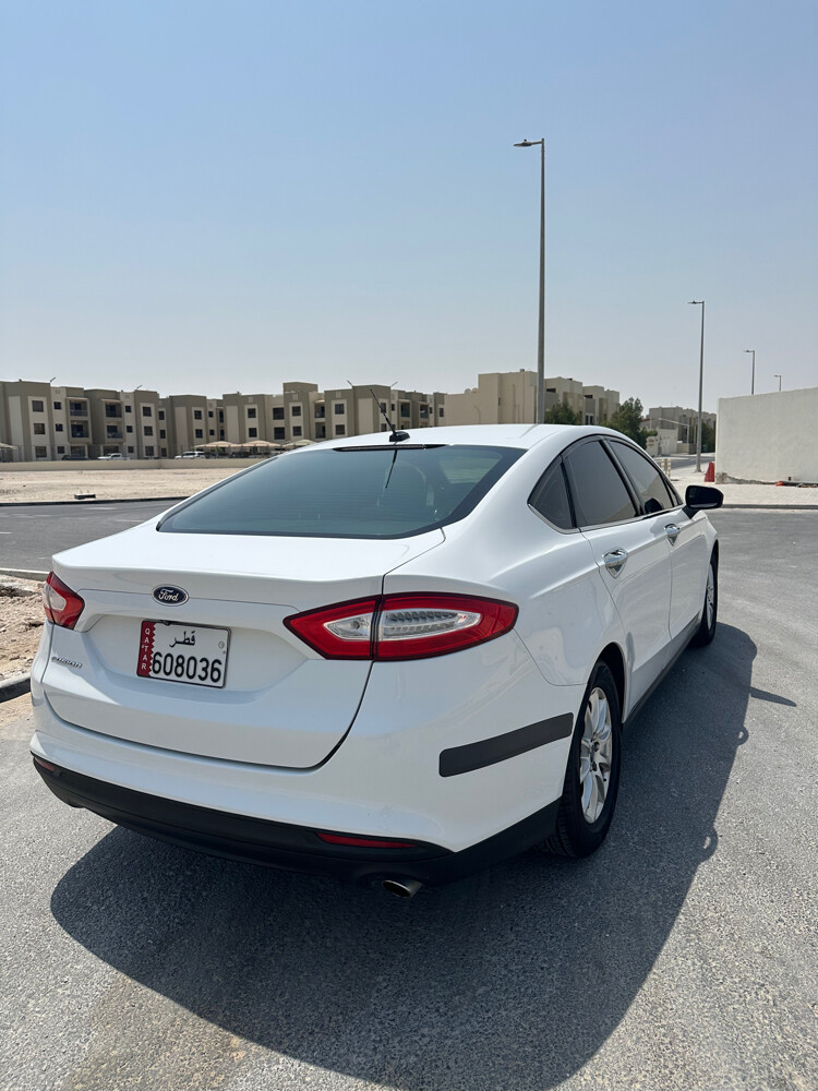 Ford Fusion - 4