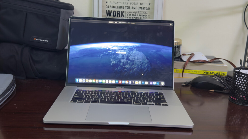 MacBook pro i7 2019 16inch 1TB - 2