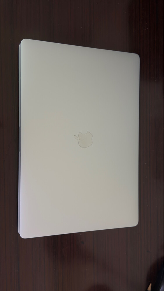 MacBook pro i7 2019 16inch 1TB - 1