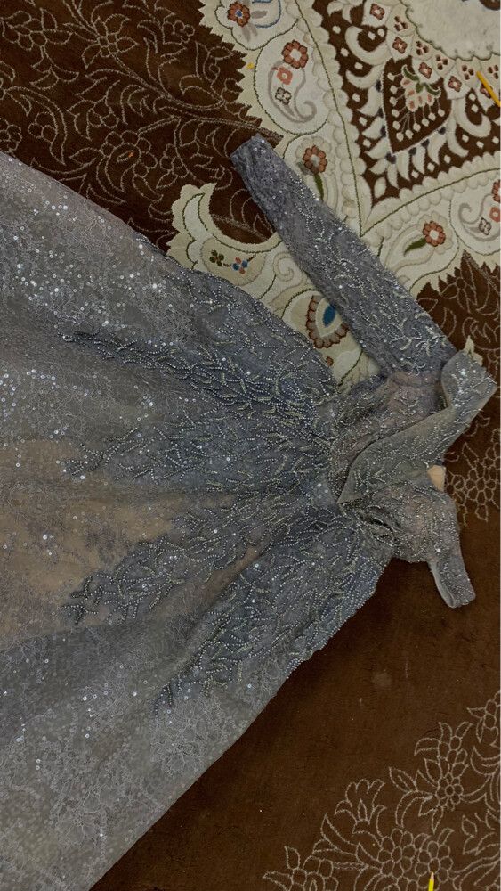 Beautiful dress - 1