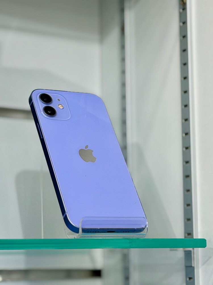 iPhone 12 - 7