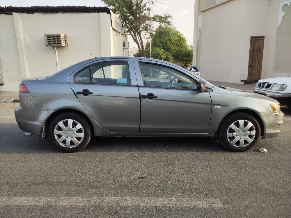 Mitsubishi lancer ex 2014 - 2