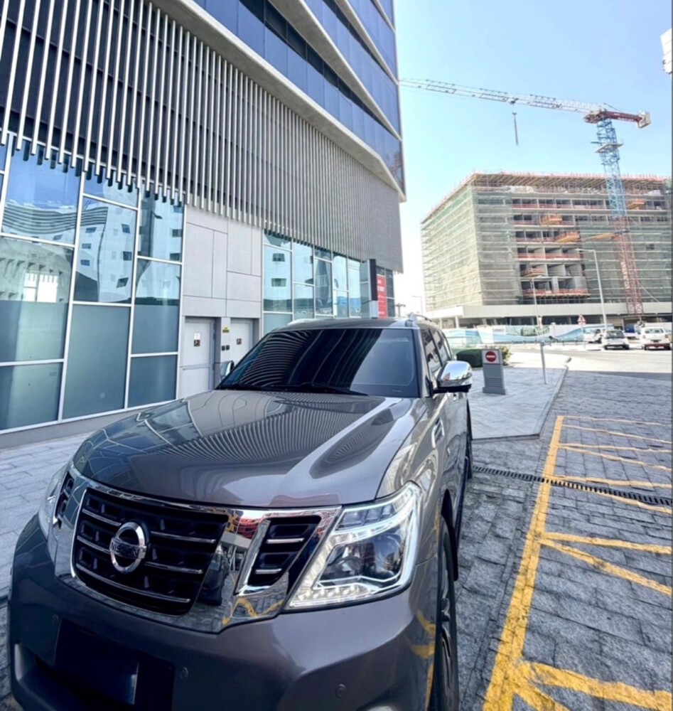 NISSAN PATROL PLATINUM/METALIC GREY - 7