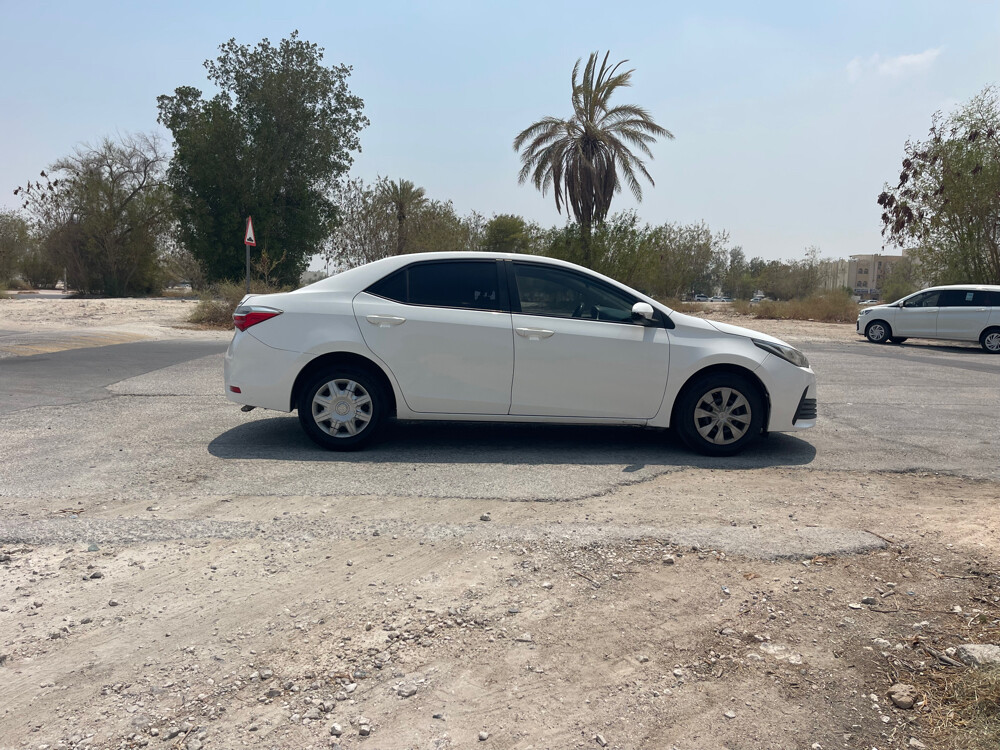 Toyota Corolla 19 model - 1
