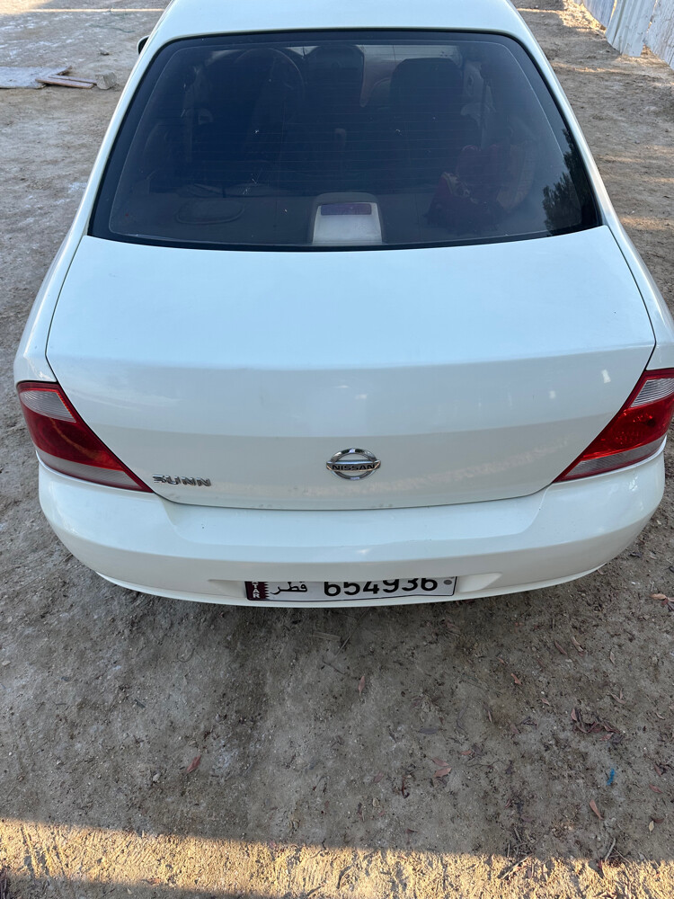 nissan sunny - 2