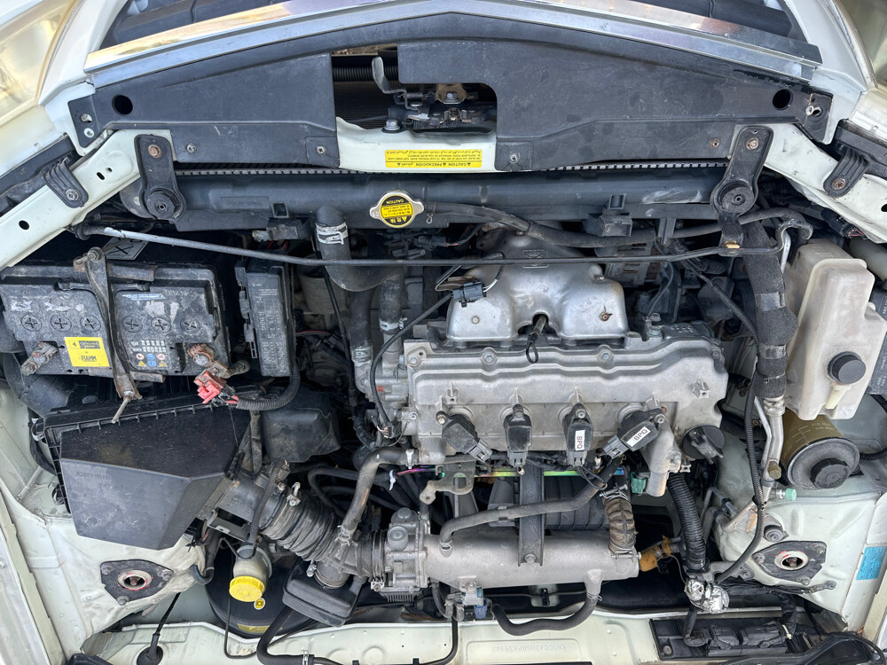 nissan sunny - 1