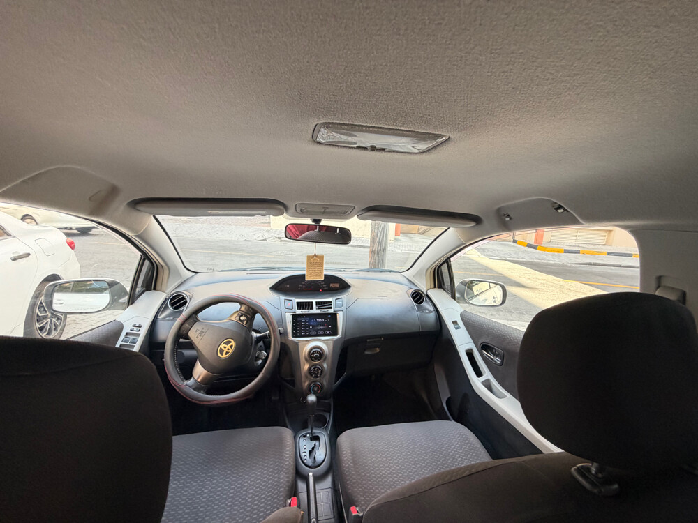 Toyota Yaris 2010 - 6
