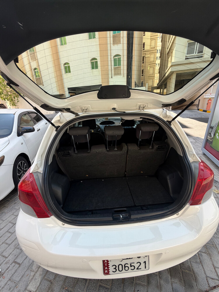 Toyota Yaris 2010 - 8