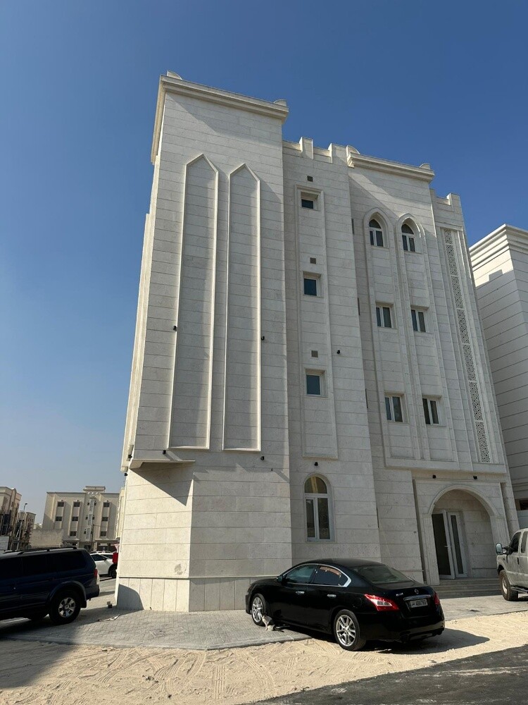 للبيع عمارة جديدة بالمطار القديم - 1