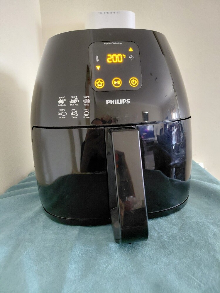 Philips air fryer - 1