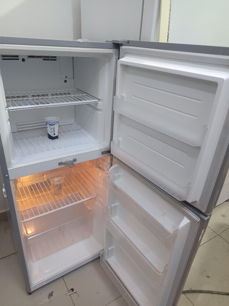 Toshiba fridge medium for sale - 2