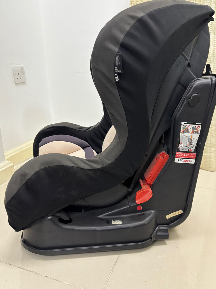 Children's car seat - 2