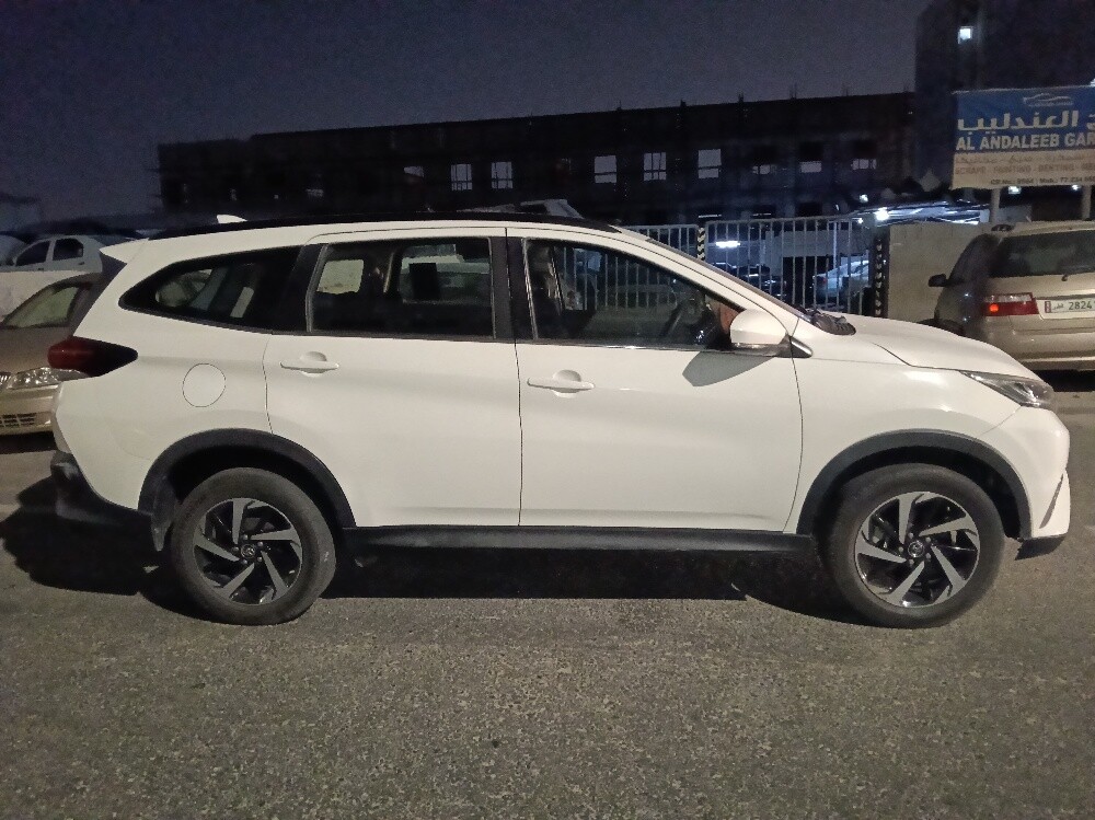 Toyota rush 2023 - 2