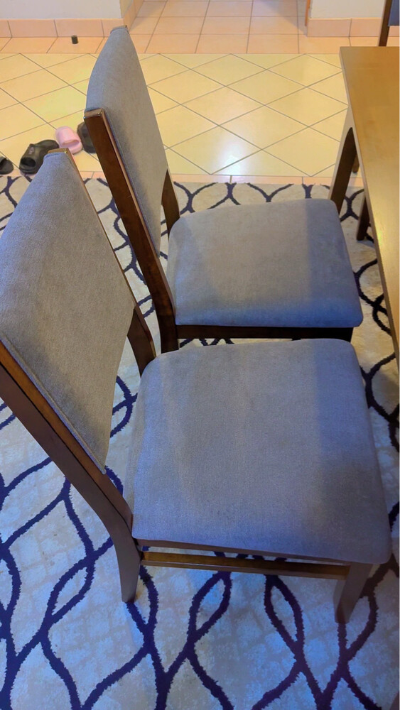 Dinning Table - 5