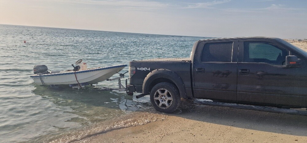 Boat with trailer and engine - 3