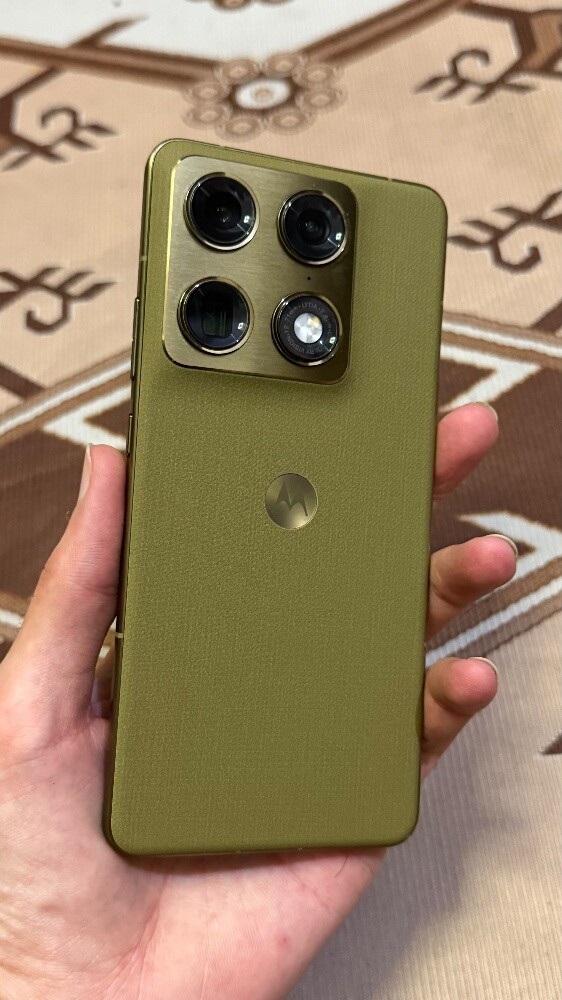 Motorola Signature - 1