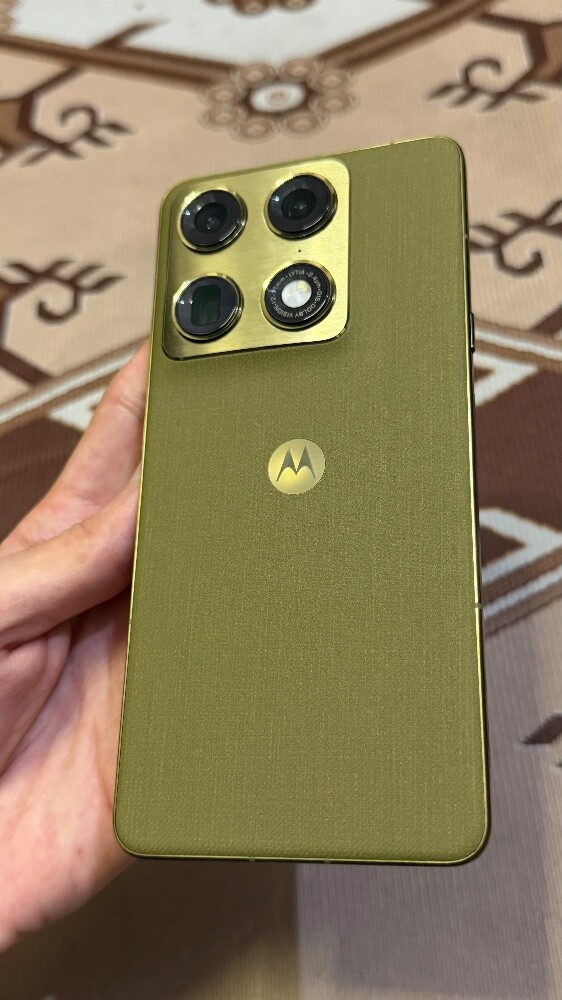 Motorola Signature - 3