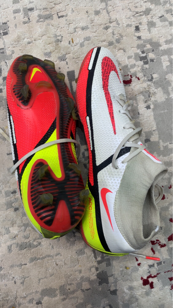 football shoes  - 2