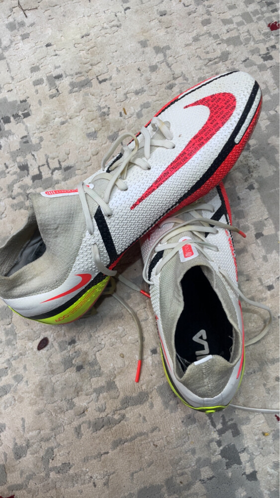 football shoes  - 4