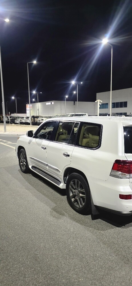lexus lx570 - 8