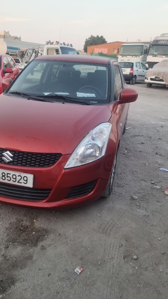 suzuki swift 2012 like new - 5