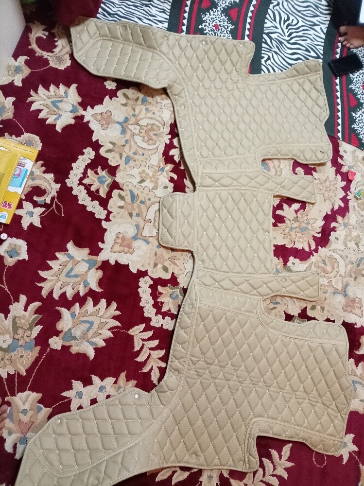 floor mats - 4