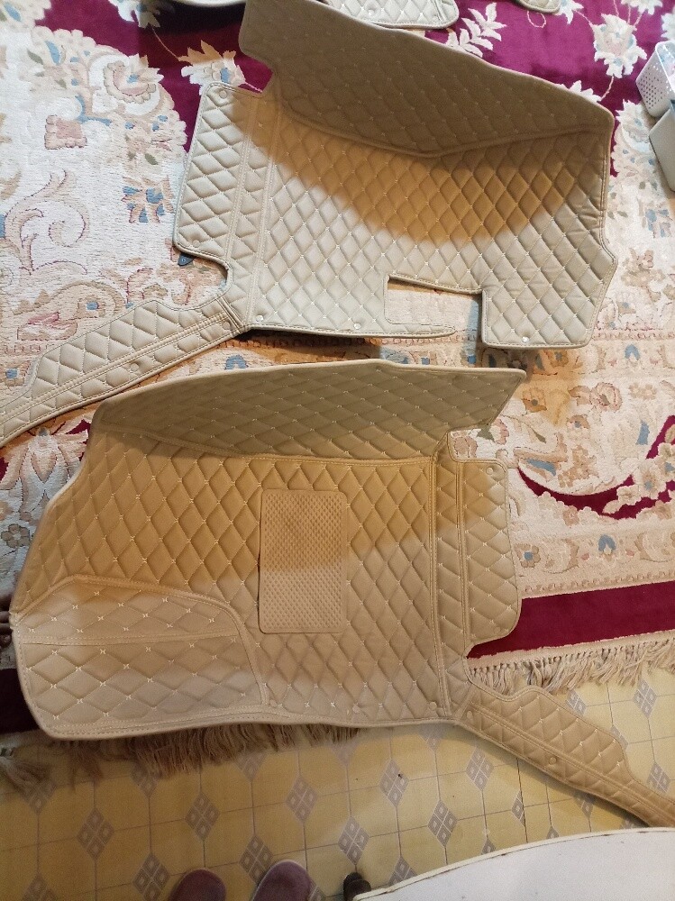 floor mats - 1