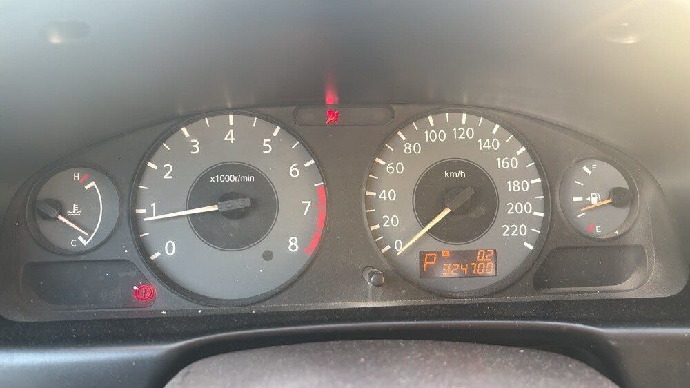Nissan sunny 2012 - 3